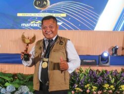 Judul’Raih Penghargaan Supriyanto Berkomitmen Tingkat Kan Kualitas Playanan Dan Pengabdian